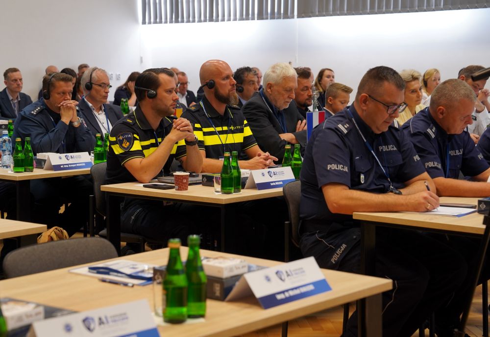 Sztuczna inteligencja w Policji – nowe możliwości, nowe odpowiedzialności